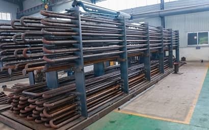 What are the main functions of bitumen decanter equipment